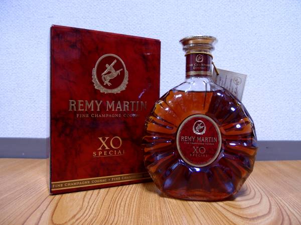 REMY MARTIN XO SPECIAL レミーマルタン XO スペシャル 700ml 箱付き