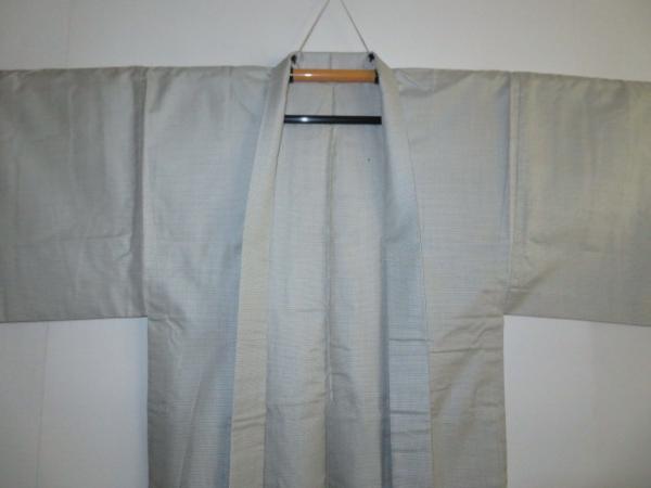 壱1762 本絹白大島紬男着物羽織 裄70丈144К純白百山亀甲 単衣仕立て