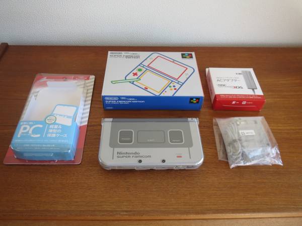 極美品 Newニンテンドー3DS LL スーパーファミコンエディション  
