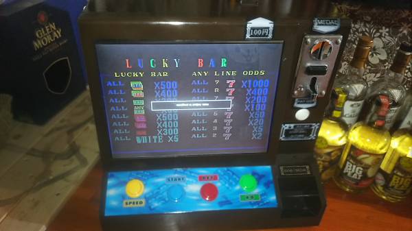 エイトラインゲーム Yahoo!オークション Lucky Lines テーブル筐体な