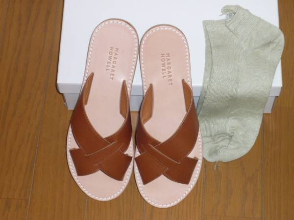 マーガレットハウエル【MARGARETHOWELL】 レザーサンダル＆リネンソックス☆新品