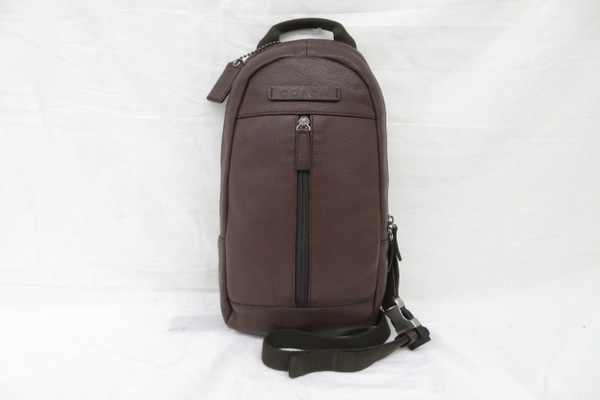 本物■未使用品■コーチ■レザーボディバッグ■7万■w5x11r