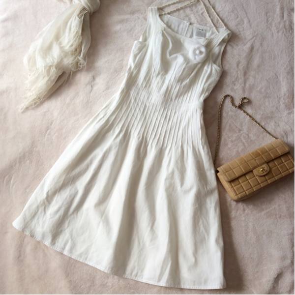 ルネ＊上質張り感コットンフレアワンピース 6万＊白