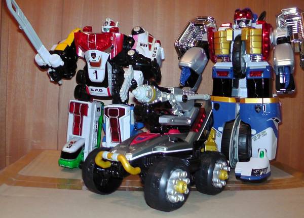 Dxデカレンジャーロボ ブラストバギー デカバイクロボ デカベースロボ デカウイングロボ 特捜戦隊デカレンジャー 売買されたオークション情報 Yahooの商品情報をアーカイブ公開 オークファン Aucfan Com