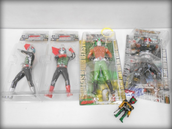 処分品 仮面ライダー ビッグサイズソフビフィギュア スカイライダー.1号.2号.ブラック他