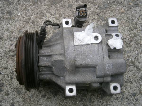 即日発送 NCP31NCP30 bB エアコンコンプレッサー 即決