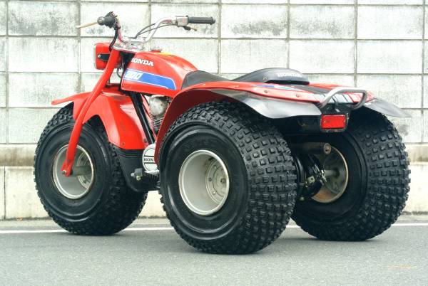 ホンダ ATC200 絶版旧車 TB05 3輪バギーATC70110185200X(四輪バギー