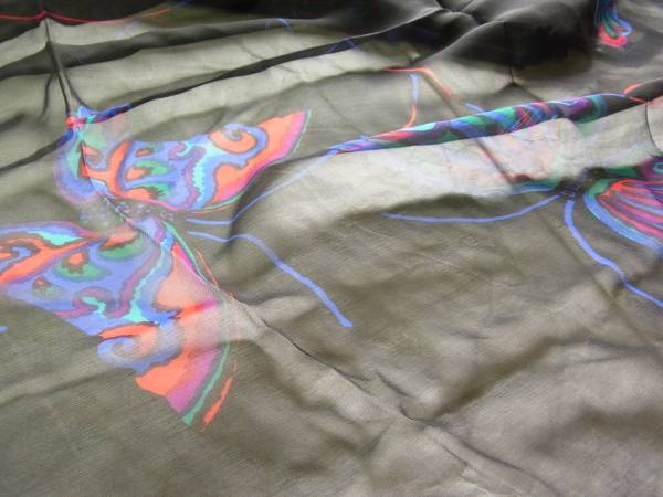 キ169 イヴサンローラン スイス製 シルク100％ 高級生地 布地 約4.0m 蝶柄 シフォン