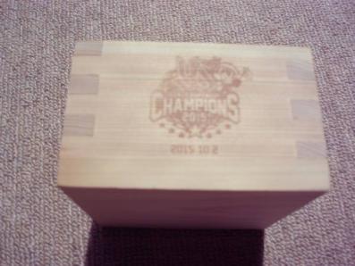 東京ヤクルト 優勝記念マス 西浦選手直筆サイン入り_1