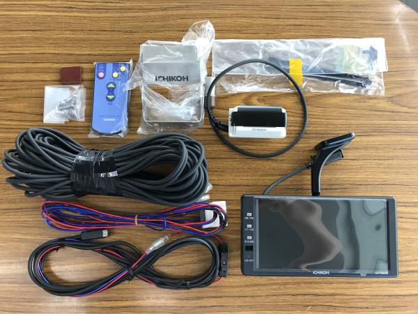 Yahoo!オークション ☆市光7型モニターST-900☆カメラXC-420☆未