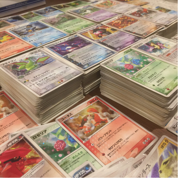 ポケモンカード adv キラ、ノーマルカード大量セット 合計約1300 ポケモンカード adv キラ、ノーマルカード大量セット 合計約1300