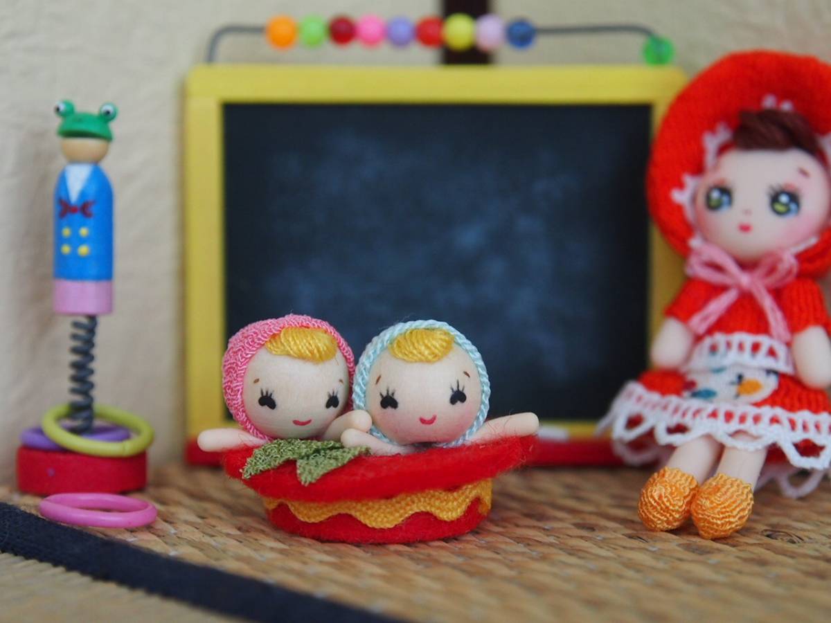 ■ 昭和　レトロ　文化人形　数え玉　黒板　カエル　輪投げ　ポーズ人形 ■_1