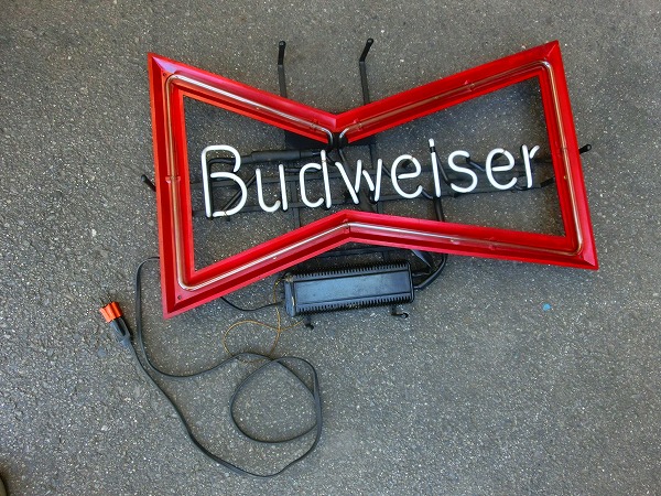 7よM Budweiser バドワイザー ネオン管 サイン 照明 電飾 看板 ライト