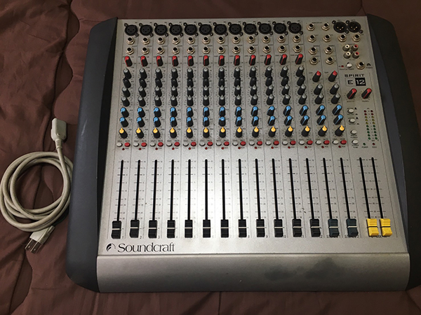 【現状お渡し】Soundcraft“SPIRIT E SERIES” E12 サウンドクラフト アナログ ミキサー 【動作未確認】