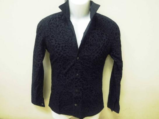 トルネードマート　花びら柄　シャツ