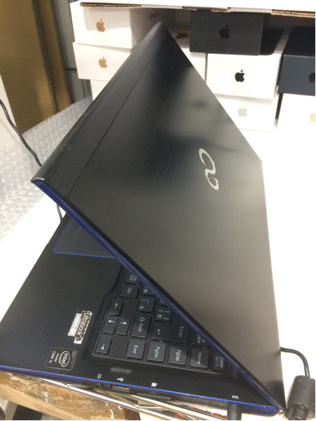 訳ありFUJITSU LIFEBOOK UH55/M/Core i5-4200U/メモリ4GB/HDD250GB 