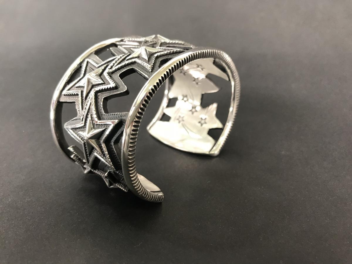 新品CODY SANDERSON コディサンダーソン カット アウト スター CODY 