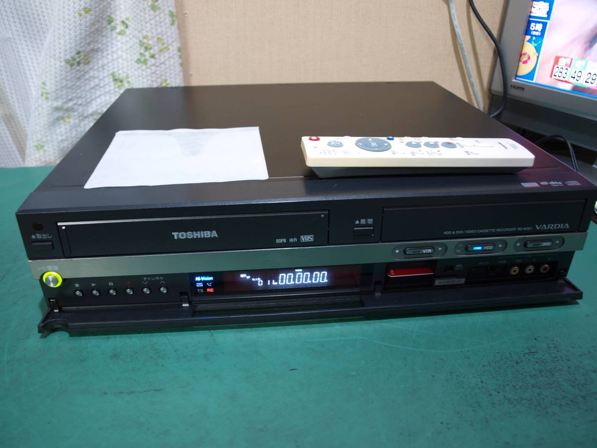 動作品 東芝 VARDIA RD-W301 VHS一体型HDD⁄DVDレコーダー - メルカリ