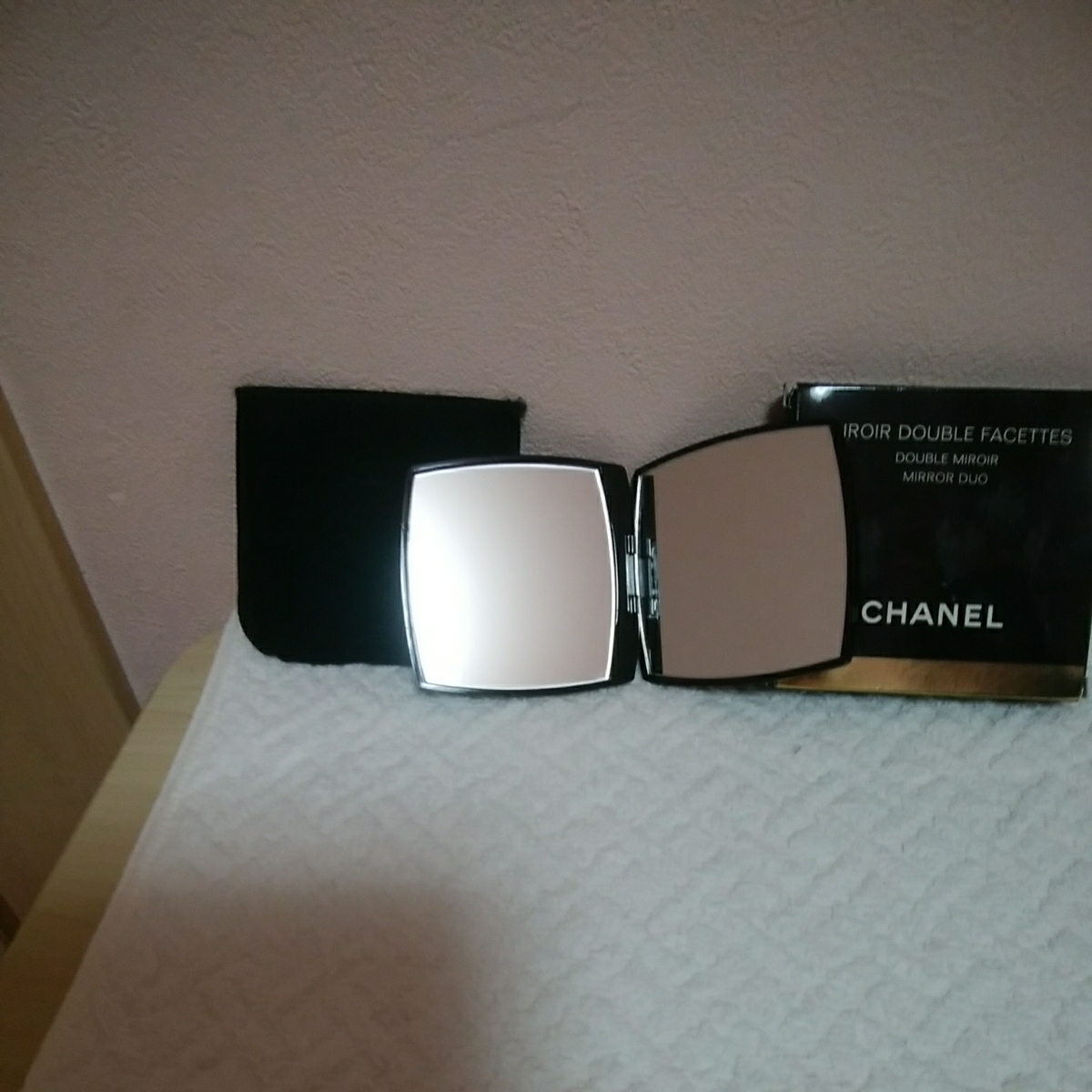 ノベルティ CHANEL シャネル コンパクトミラー #ブラック - BLANC 鏡
