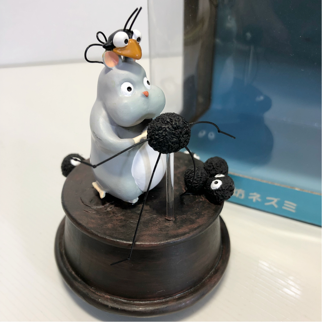 【美品】千と千尋の神隠し 坊ネズミ オルゴール フィギュア ジブリ 希少品 千と千尋の神隠し オルゴール 坊ネズミ フィギュア ジオラマ ジブリ 千