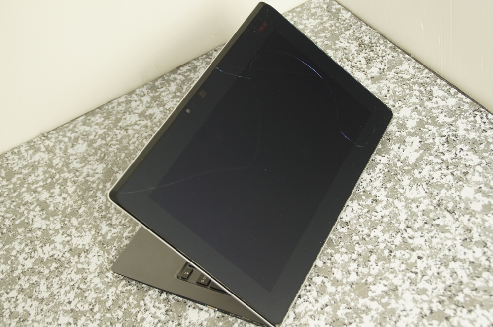 ジャンク】ASUS TAICHI21-3337 Core i5-3337U 1.8Ghz ※両側液晶割れ