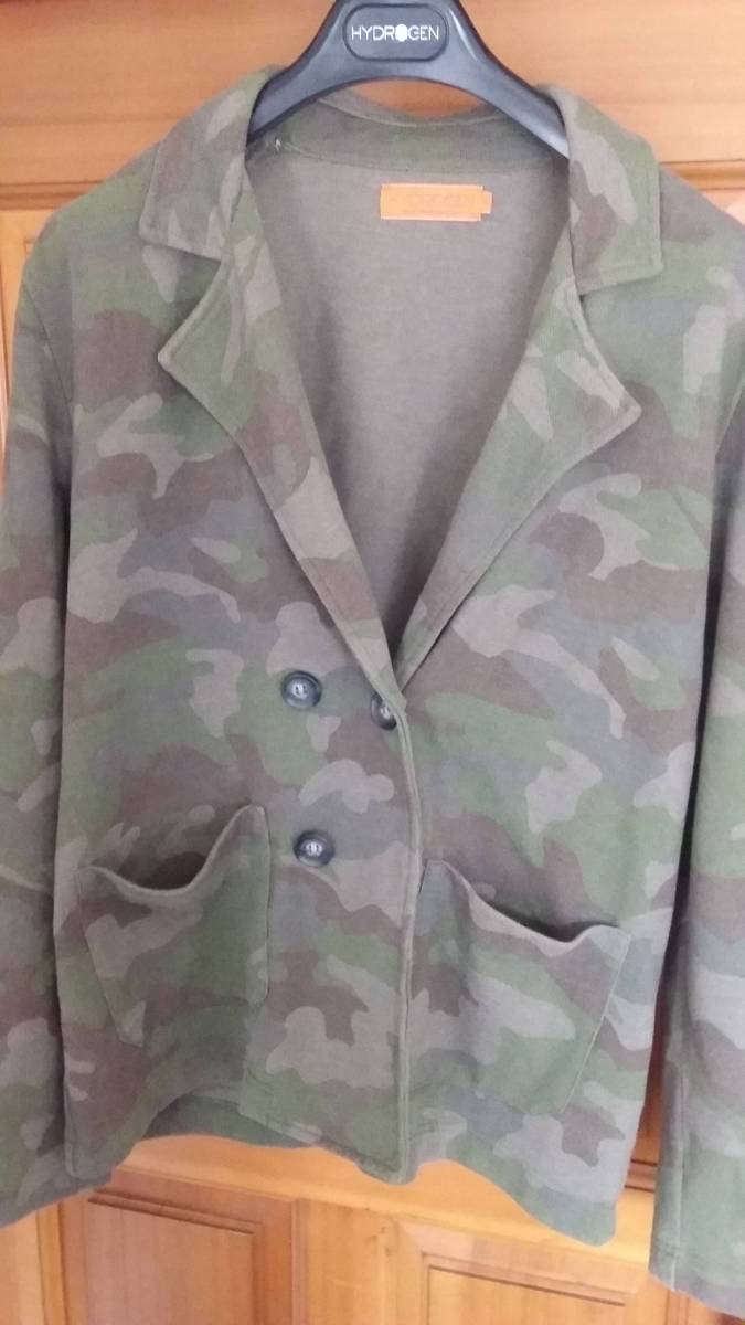 ハイドロゲンジャケット