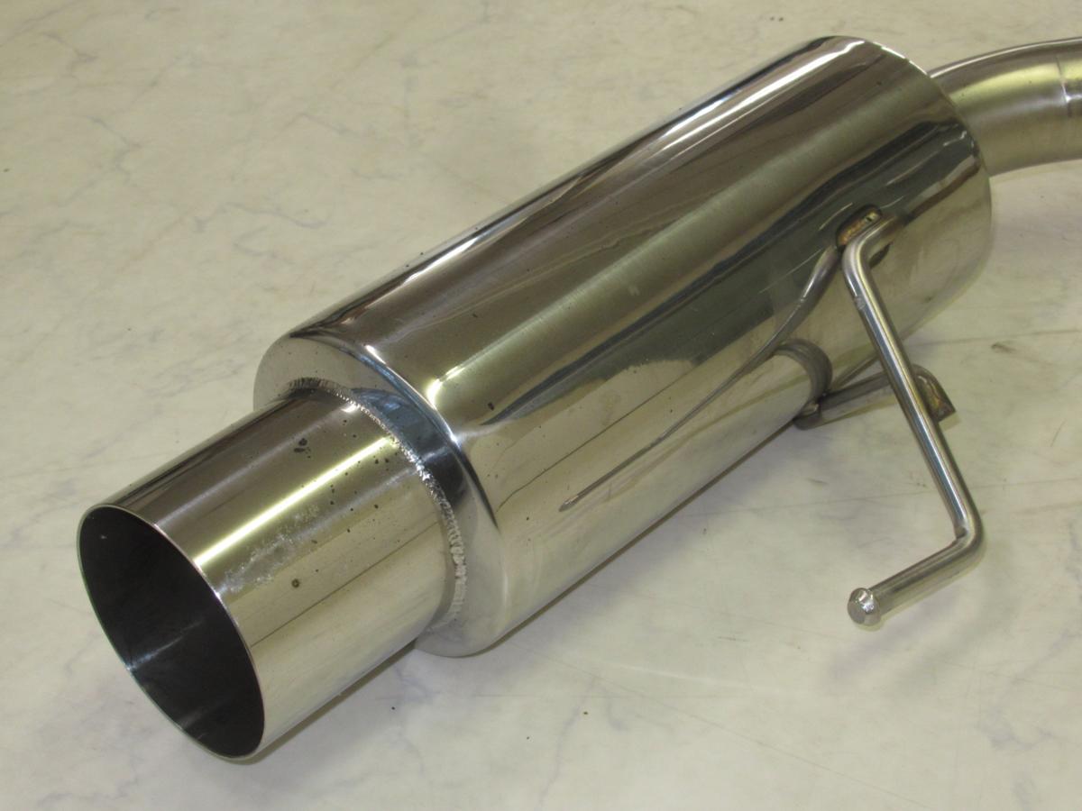 日産E50エルグランド用メーカー不明砲弾型マフラー中古品 e52 