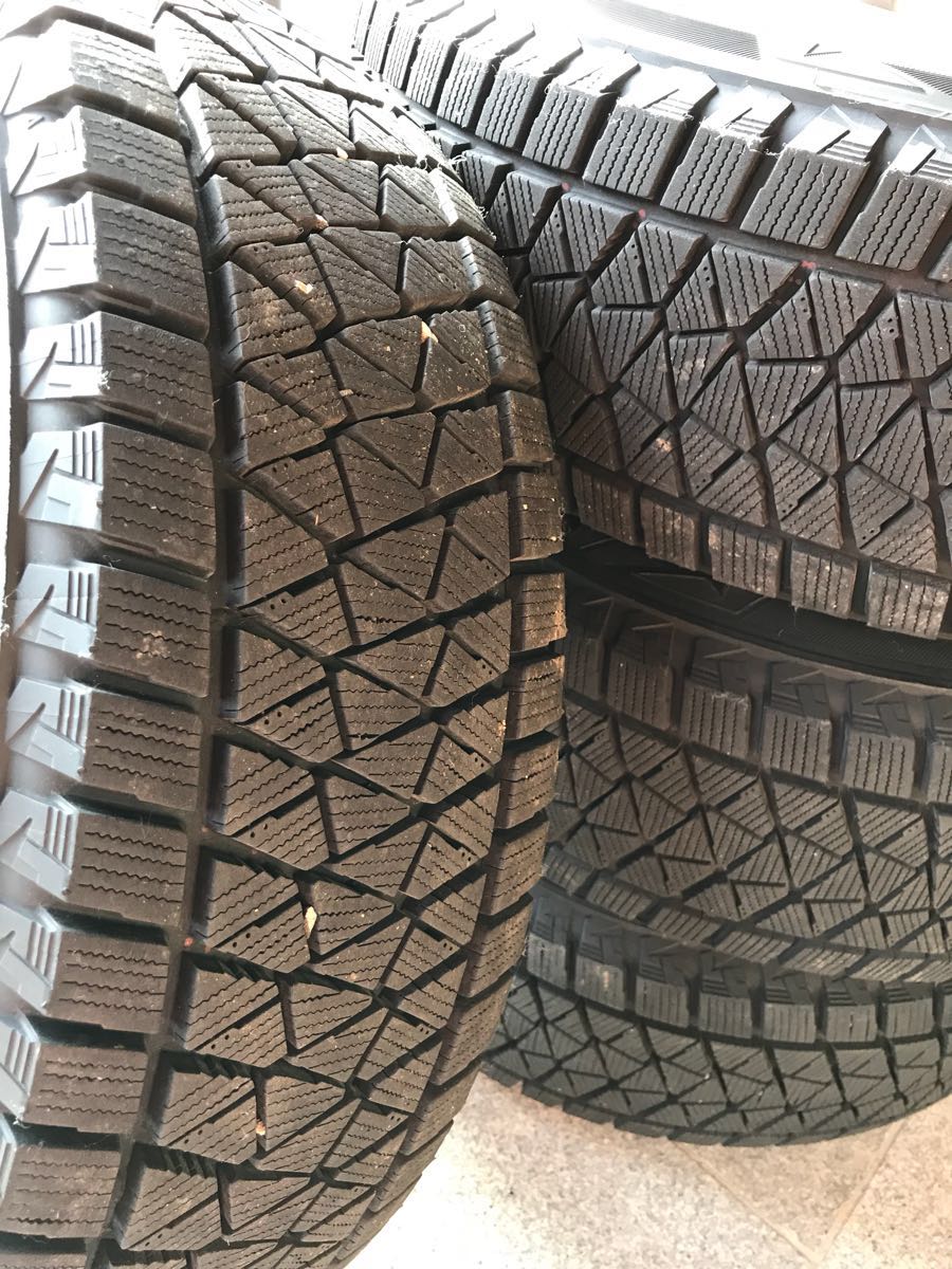 225⁄65R17 ブリヂストン スタッドレスタイヤ ブリザック DM-V3 