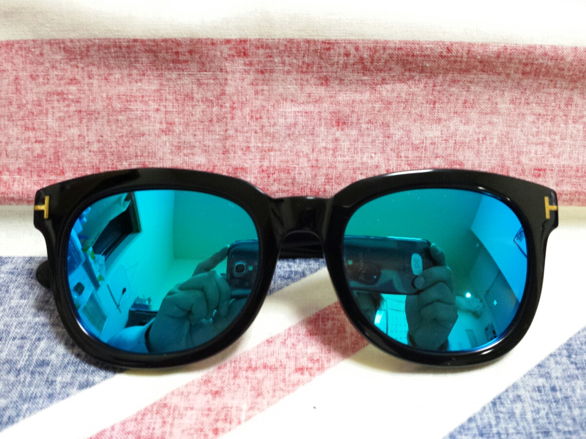 トムフォード TOM FORD 黒縁フレームサングラス 53□21-140
