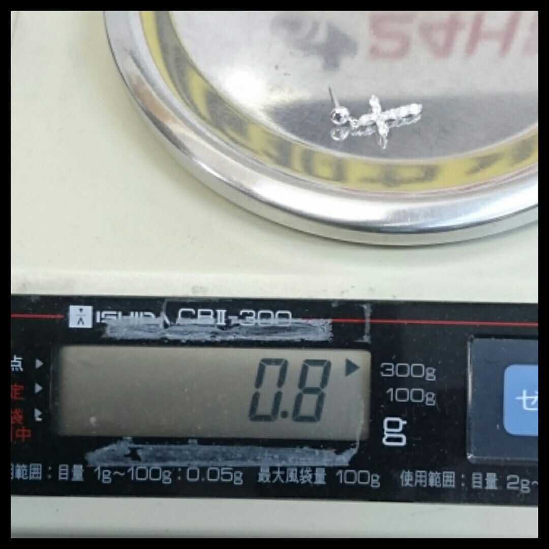 中古 Ｋ14ＷＧ ダイヤ0.25ct 片耳　人気のクロスピアス Ｋ74_8