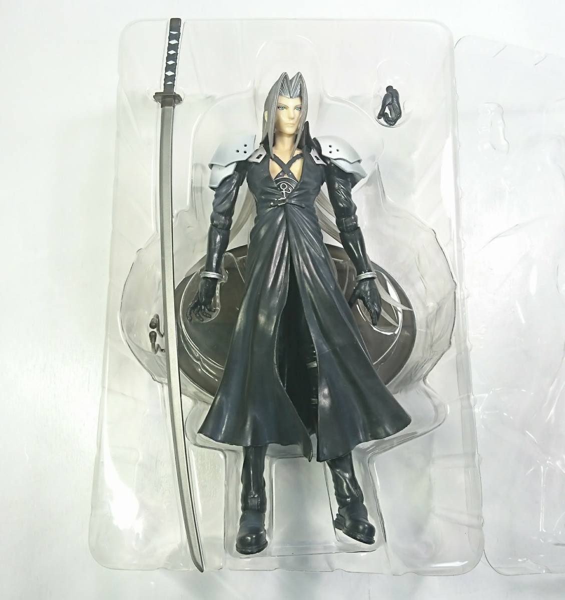 PLAY ARTS Vol.2 セフィロス ファイルナルファン Amazon.co.jp: FINAL