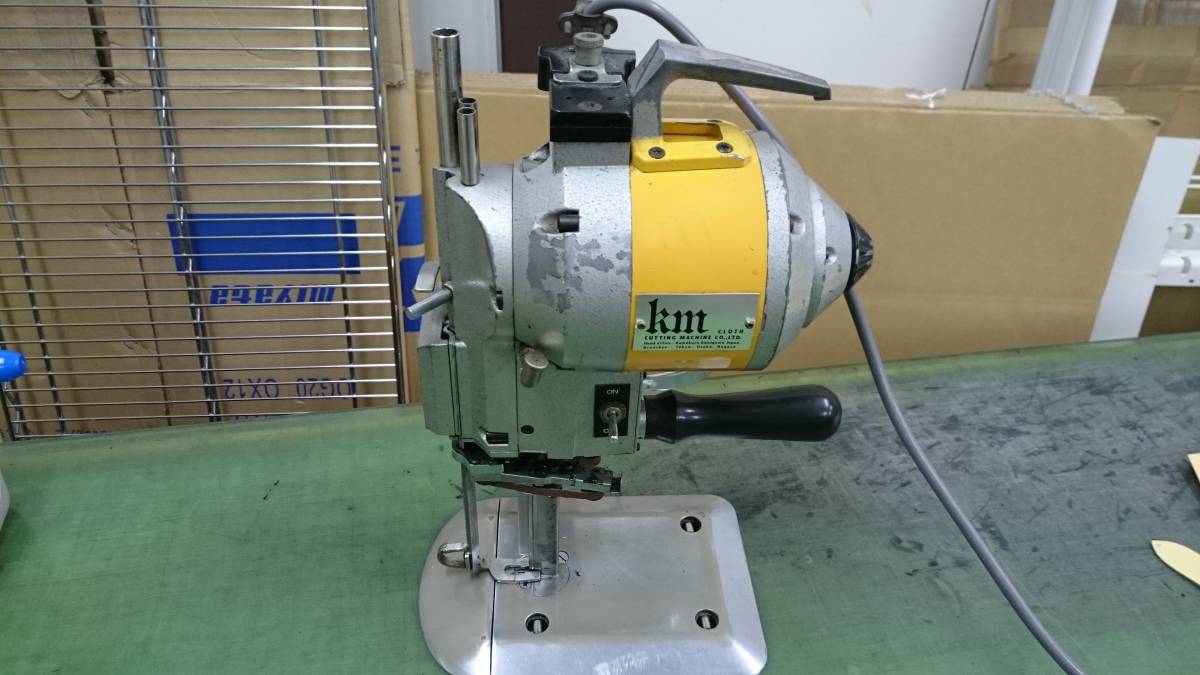 KM 立刃式裁断機 KS-EU カッティングマシン　中古　