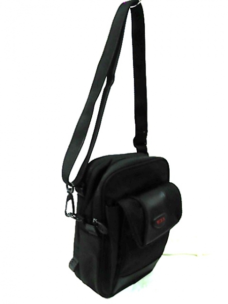 トゥミ TUMI バッグ ショルダーバッグ TUMIナイロン×レザー 黒 580C 