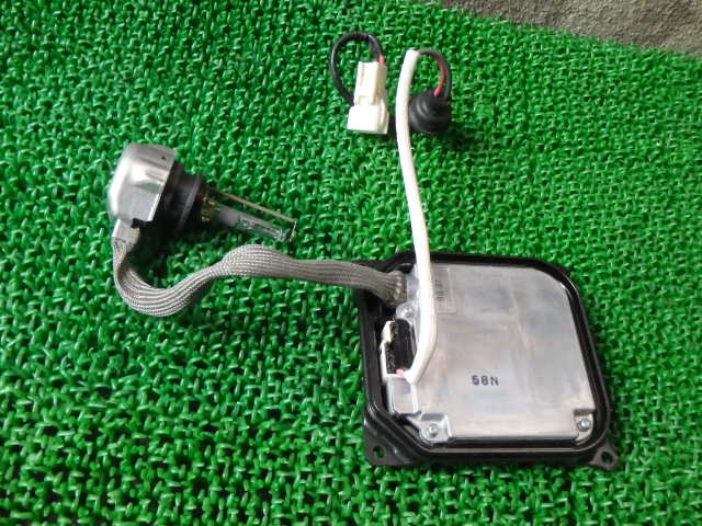 【A】トヨタ純正 HIDキット バーナー バラスト 右/運転席側 AZR60 AZR65 ヴォクシー VOXY 後期 85967-52030