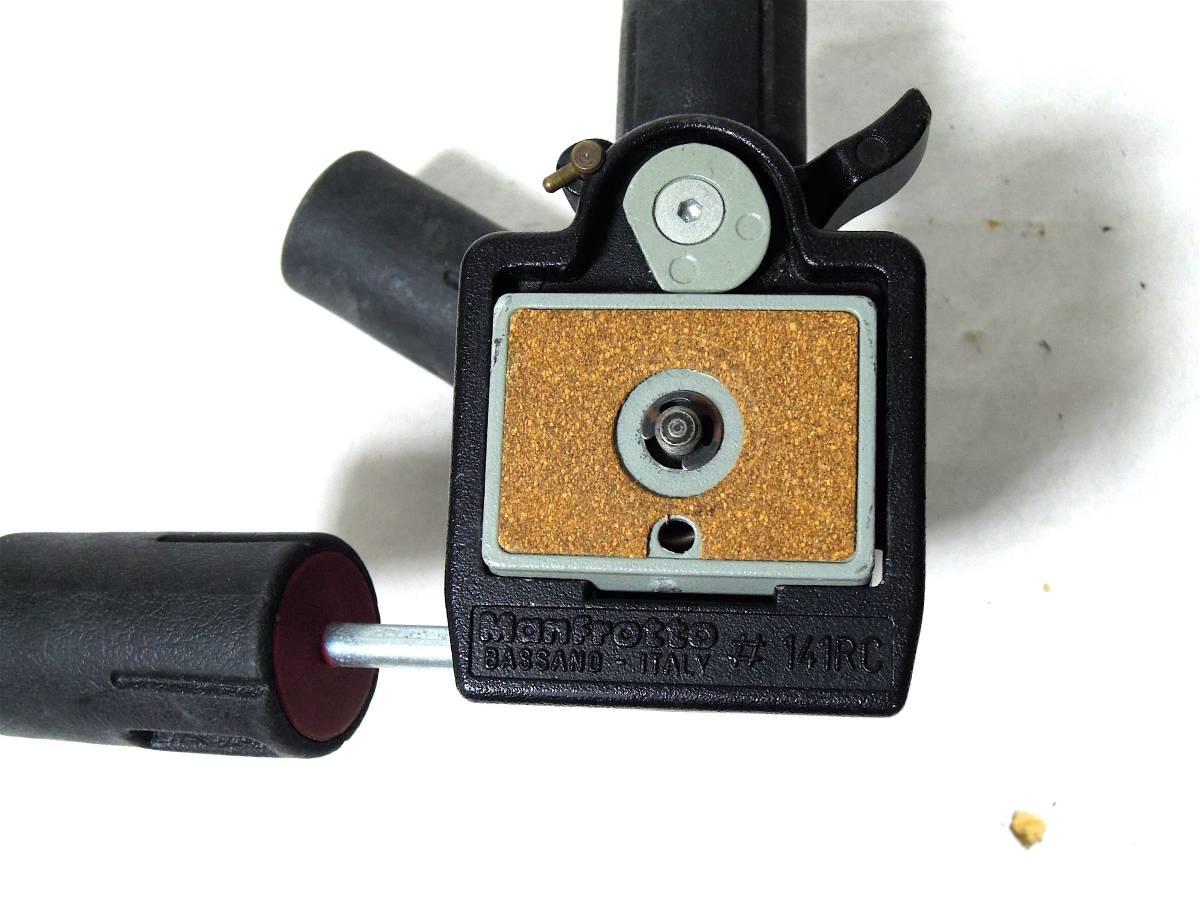 珍品　イタリア製マンフロットManfrotto platform #141RC、 頑丈な３軸分離型自由雲台