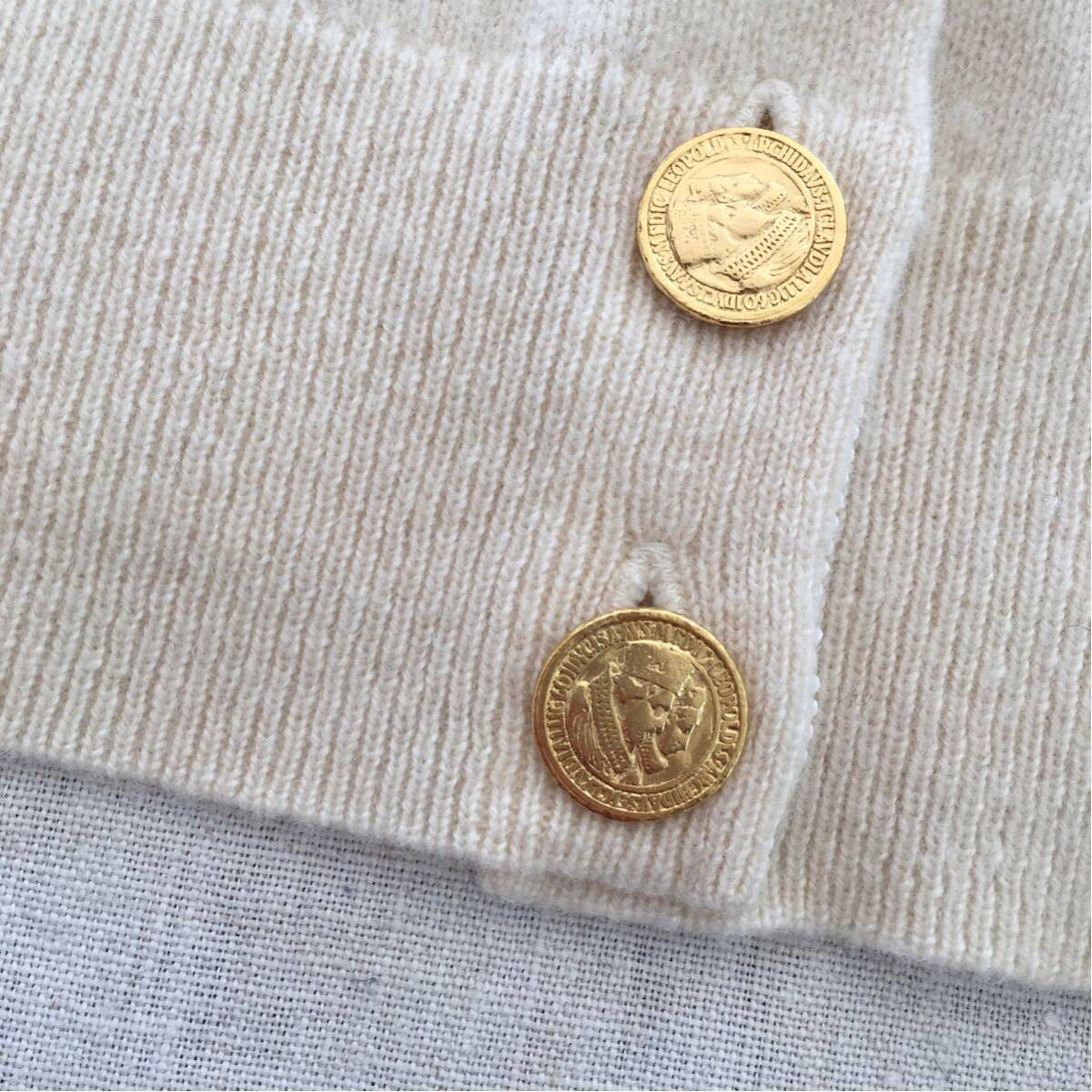 ドゥーズィエムクラス カシミヤ100%コインボタンのカーディガン