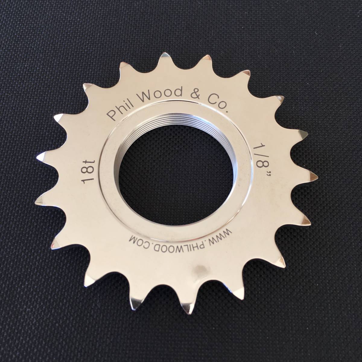 PHILWOOD フィル track cog (1/8) 18t トラックコグ 厚歯 ピスト