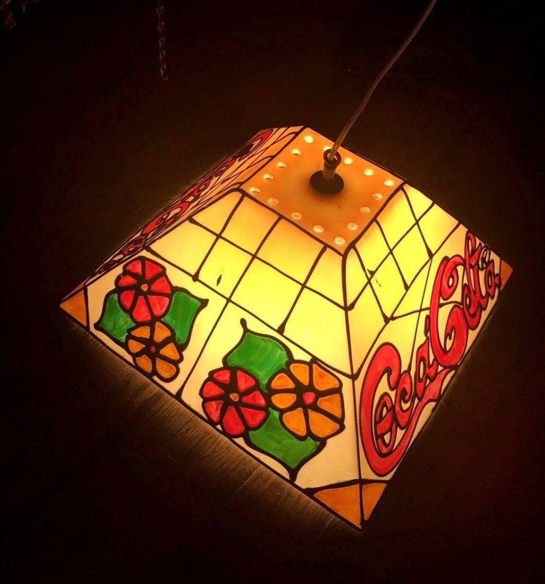 激レア 希少 Coca-Cola ステンドグラス ランプ ビンテージ　コカ・コーラ　ステングラス　ライトアップランプ　１９７０，８０年代　希少 プールランプ