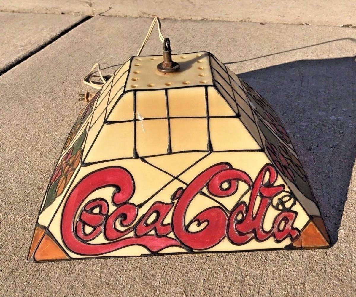 激レア 希少 Coca-Cola ステンドグラス ランプ ビンテージ　コカ・コーラ　ステングラス　ライトアップランプ　１９７０，８０年代　希少 プールランプ