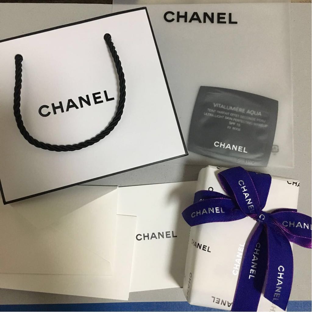 クリスマス限定★シャネル ハンドクリーム【ラ クレーム マン】ショップ袋 メッセージカード ラッピング付 完売き