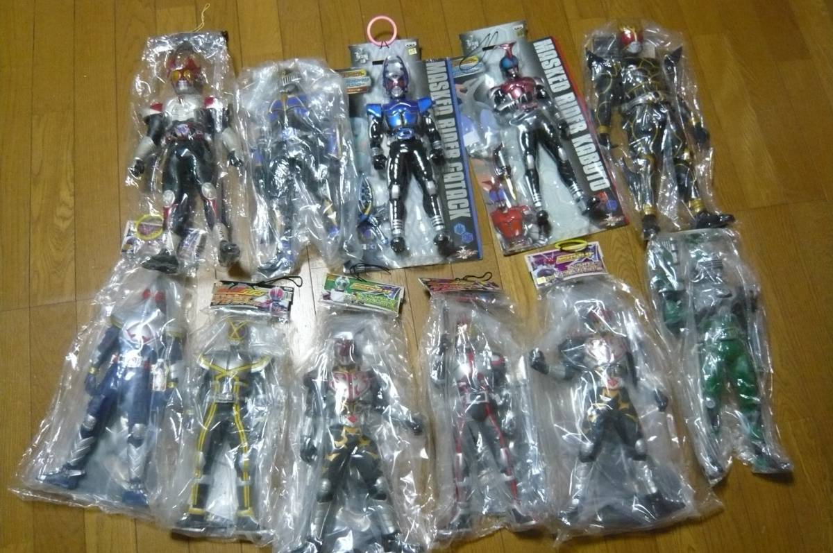 仮面ライダーバンプレスト☆ビッグサイズソフビ11体未開封品