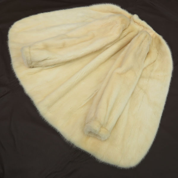 美品*高級*サガミンク*銀サガ*ホワイトパール ミンク*本毛皮