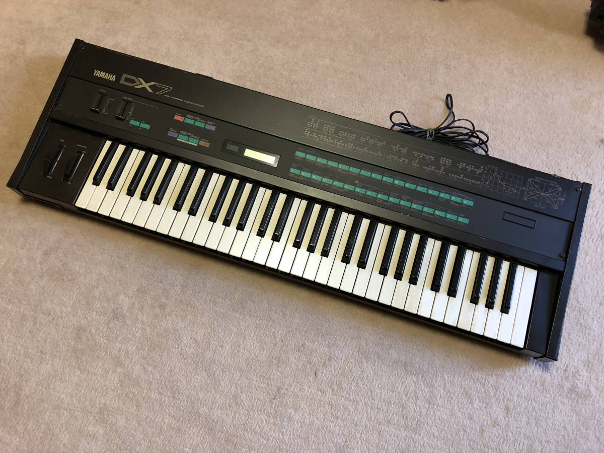 得価，定番 YAMAHA ヤマハ DX7 シンセサイザー ジャンク