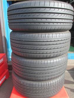  オススメ良タイヤ ヨコハマ ブルーアース RV-02 225/50R18 17年製 Ｃ-HR エスティマ ヴェゼル レガシィなど(中古品)｜売買されたオークション情報、yahooの商品情報をアーカイブ公開 - オークファ 18インチ