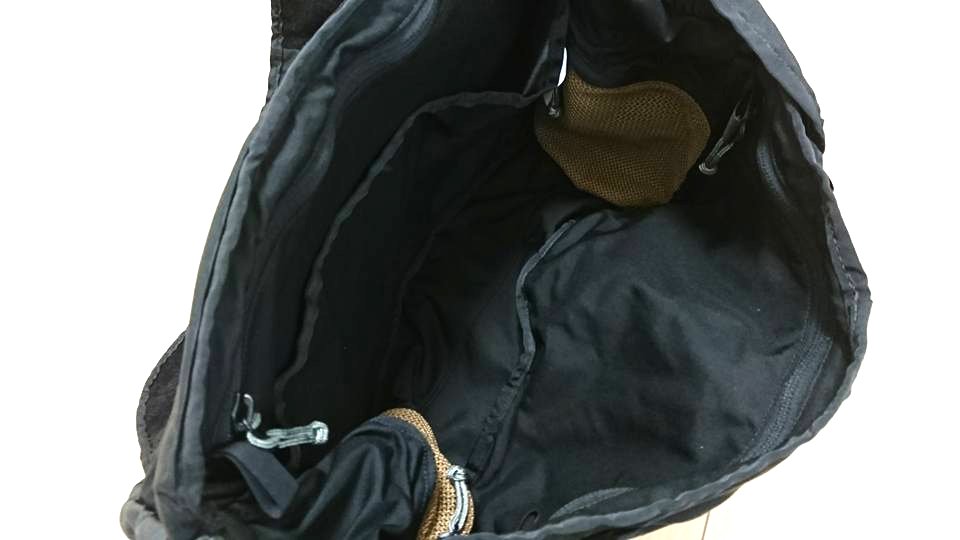MYSTERYRANCH Outsider ミステリーランチメッセンジャーバッグ