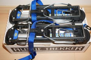アルパイントレッカー ALPINE TREKKER アルパイントレッカー