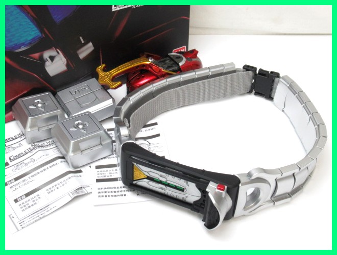 15点　オーダーご依頼 71963☆美品 バンダイ 仮面ライダーカブト COMPLETE SELECTION