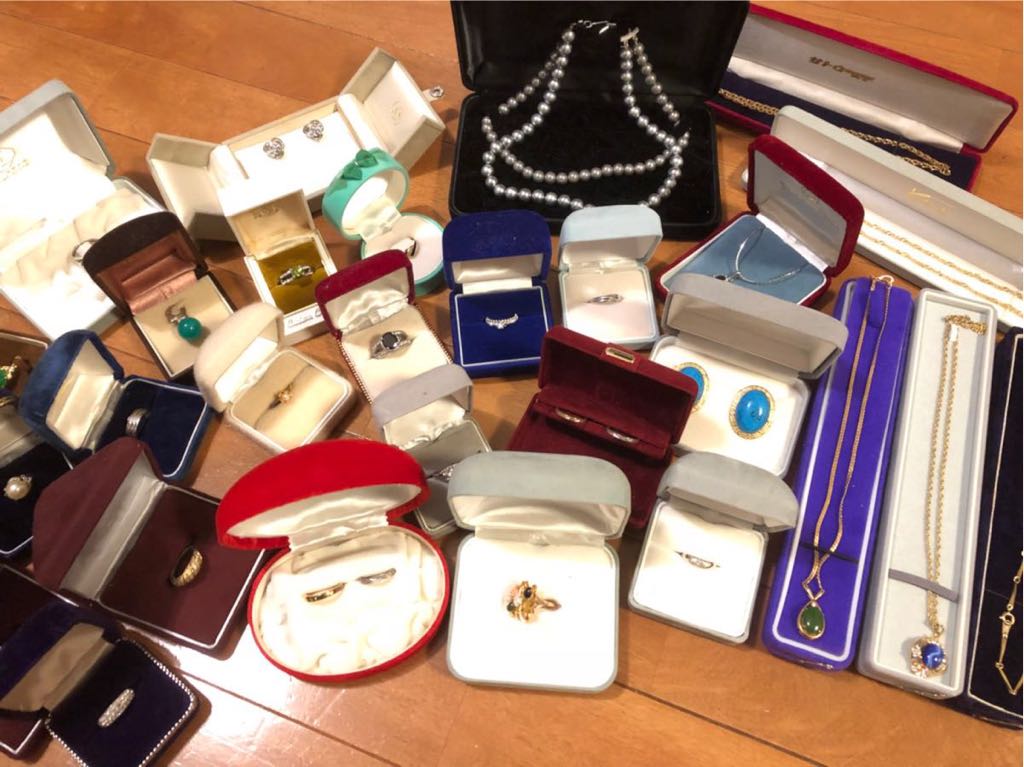 遺品整理　ジュエリーまとめ　634g 未検品 ジュエリーコレクションセット 遺品整理 ジュエリーまとめ 634g 未検品 ジュエリーコレクションセット