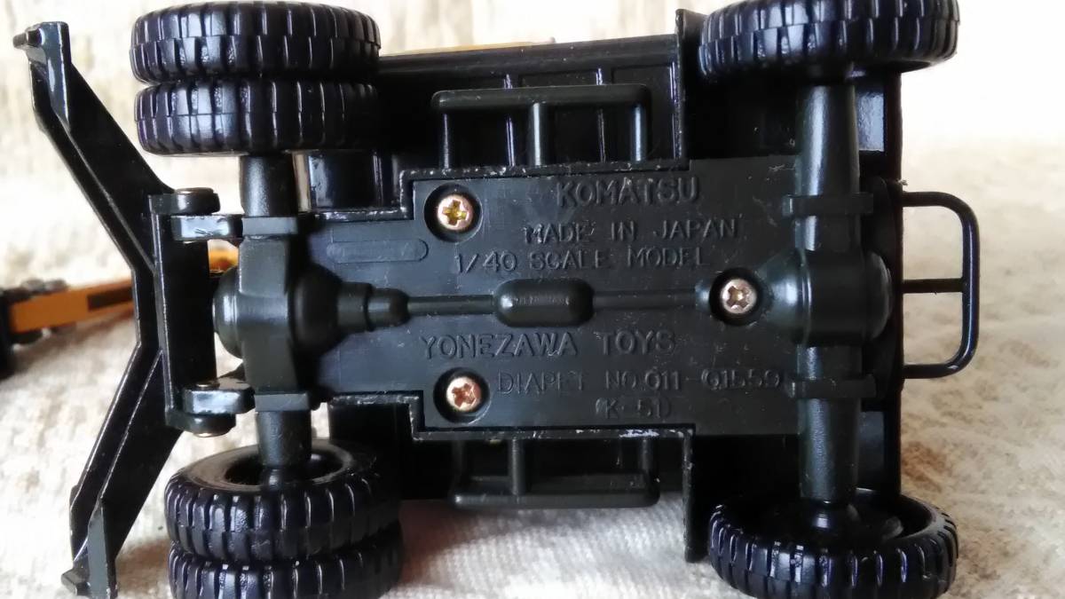 【美品箱なし】コマツ☆ヨネザワ ダイキャストモデル☆ ホイール式パワーショベル PW60 ☆1/40スケール ダイヤペット コマツ ヨネザワ No.K-51 日本製 KOMATSU