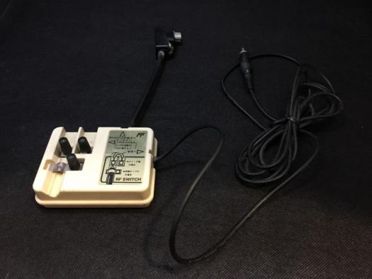 ファミコン Rf変換ケーブル ジャンク Rfスイッチhvc 003 任天堂 本体 アクセサリー 売買されたオークション情報 Yahooの商品情報をアーカイブ公開 オークファン Aucfan Com